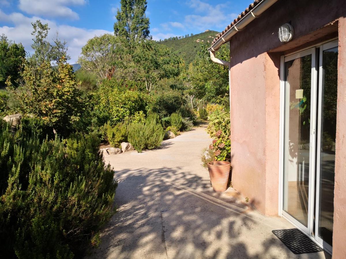 Bed and Breakfast L'Ogliastru Ucciani Exterior foto